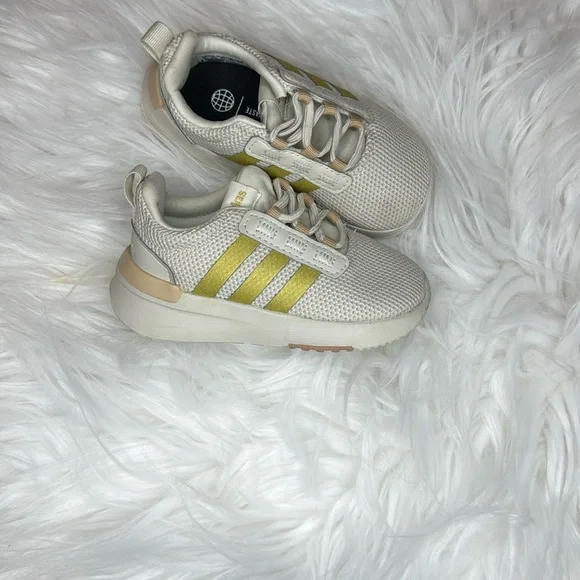 adidas gazelle silver green womens Adidas Samba OG (GOLDMT/FTWWHT/CWHITE)  CNCPTS